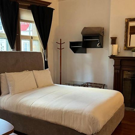 Bed and Breakfast Le Grisons à Ville de Québec Extérieur photo