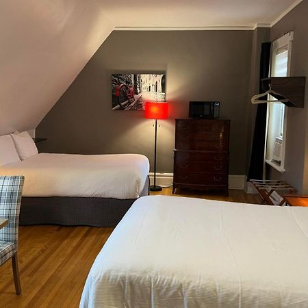 Bed and Breakfast Le Grisons à Ville de Québec Extérieur photo