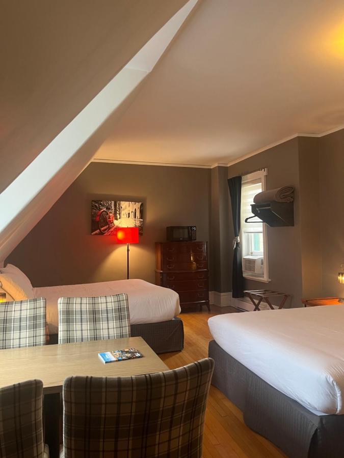 Bed and Breakfast Le Grisons à Ville de Québec Extérieur photo